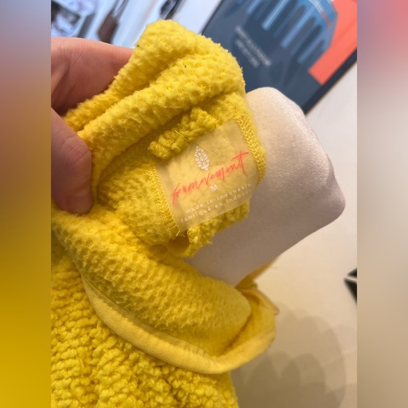 Free People Movement Fleece Zip Up Jacket Neon Yellow Medium - Picture 4 of 4